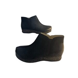 Dansko‎ Makara Burnished Suede Ankle Boots Size EU 40 US 9.5-10 M Black NEW